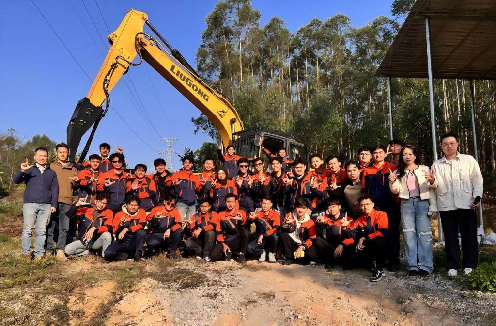 党员教师先锋引领，国际教育硕果初成  ——我校印尼林业机械订单班圆满结课